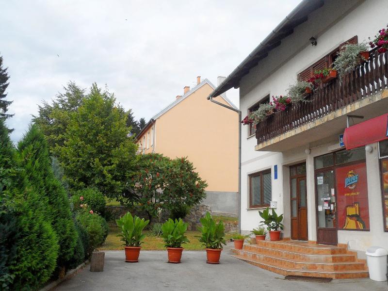 Apartment Rendulic Rakovica Zewnętrze zdjęcie
